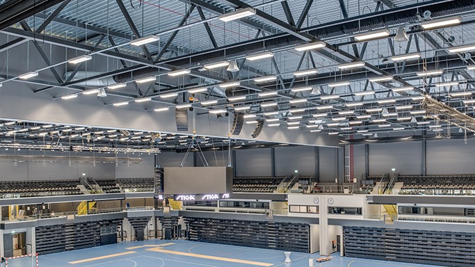 孔帕尼：阿芳很可能下周末复出；我们祝穆勒在美职联决赛获胜